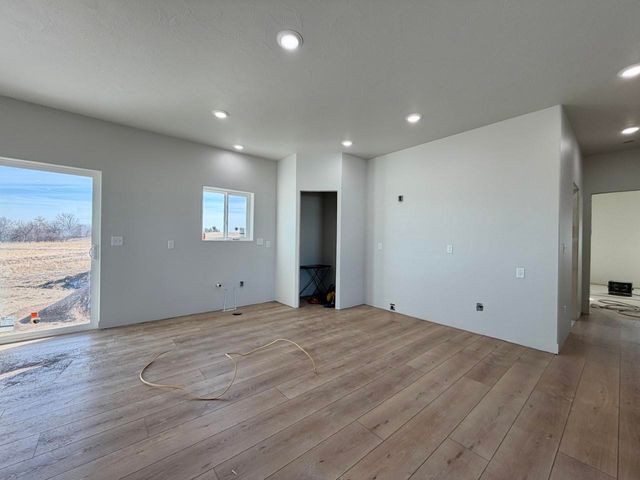 2301 Johnson St., Burlington, ND 58722