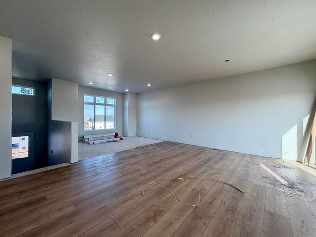 2301 Johnson St., Burlington, ND 58722