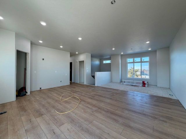 2301 Johnson St., Burlington, ND 58722