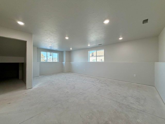 2301 Johnson St., Burlington, ND 58722