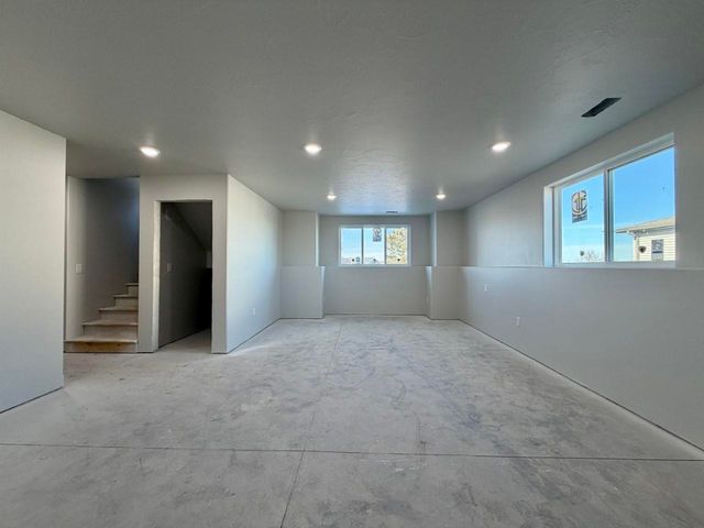 2301 Johnson St., Burlington, ND 58722