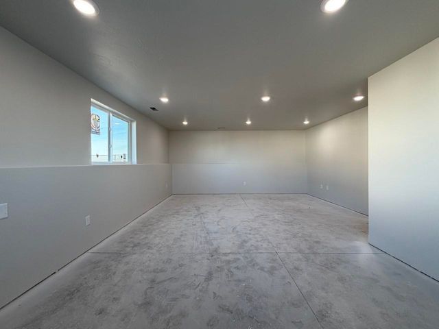 2301 Johnson St., Burlington, ND 58722