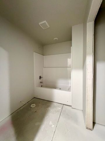 2301 Johnson St., Burlington, ND 58722