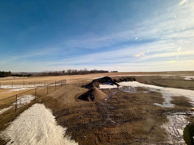 2301 Johnson St., Burlington, ND 58722