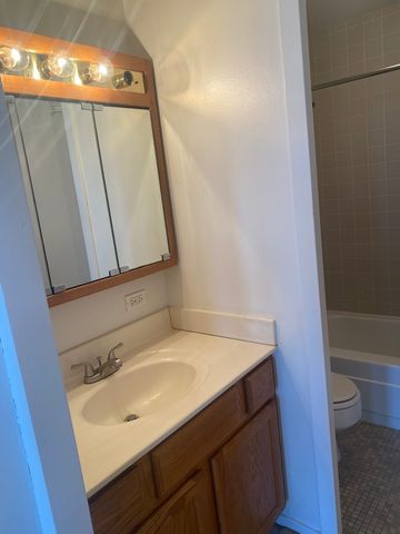 6700 S South Shore Drive 4K, Chicago, IL 60649