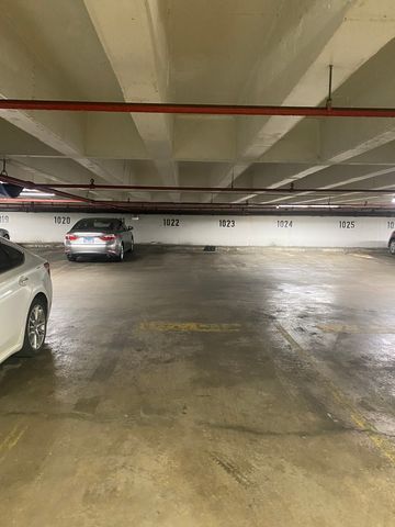 6700 S South Shore Drive 4K, Chicago, IL 60649