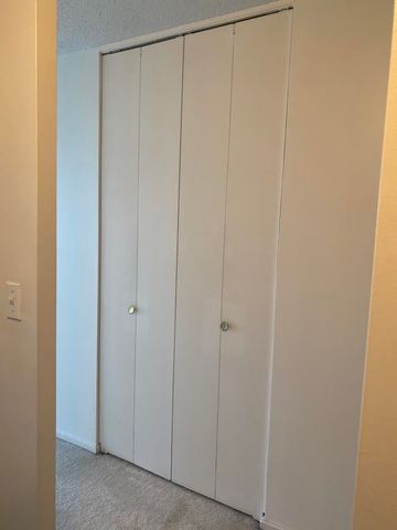 6700 S South Shore Drive 4K, Chicago, IL 60649