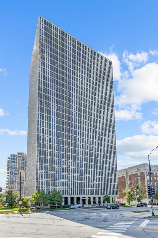 6700 S South Shore Drive 4K, Chicago, IL 60649