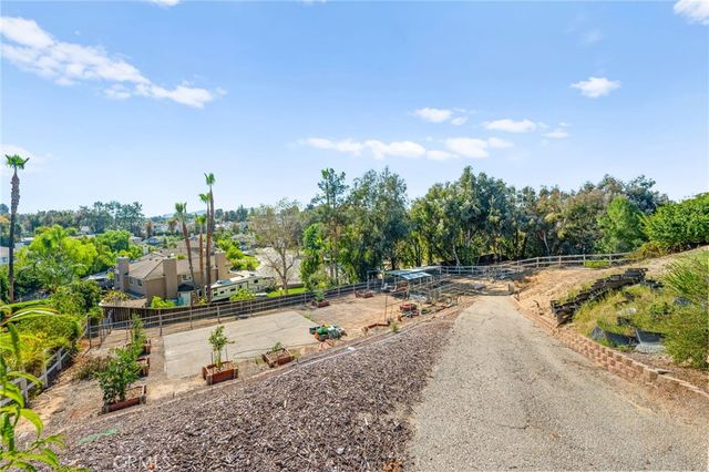 30701 Del Rey Road, Temecula, CA 92591