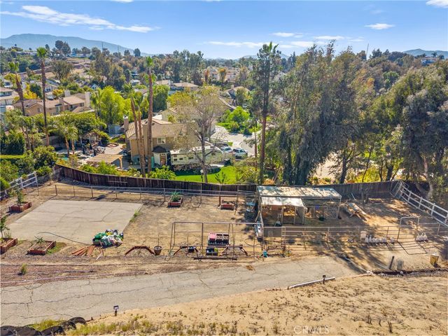 30701 Del Rey Road, Temecula, CA 92591