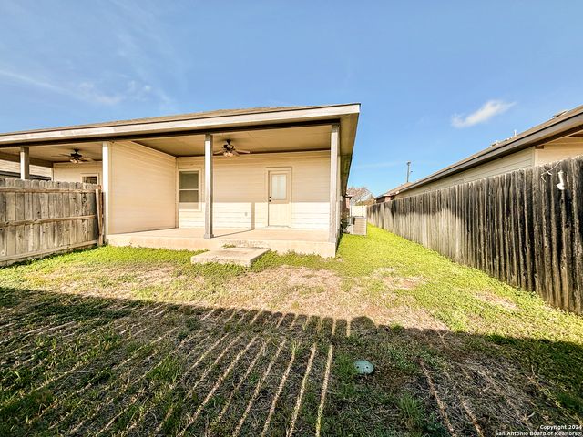 752 Saengerhalle Road, New Braunfels, TX 78130