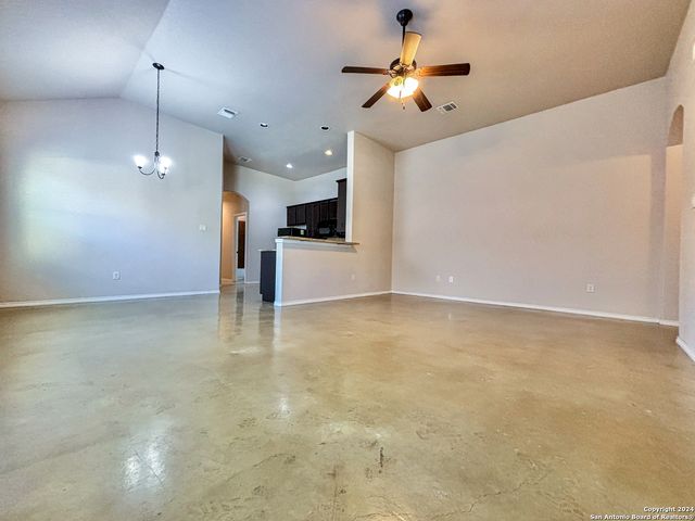 752 Saengerhalle Road, New Braunfels, TX 78130