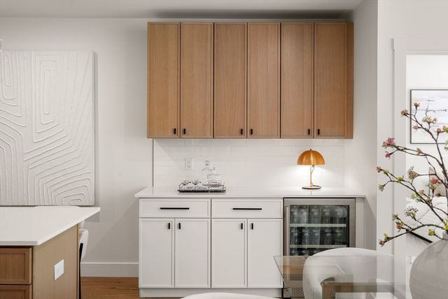 20 Audubon Way 109, Canton, MA 02021