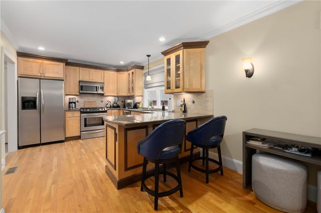30 Vine Street, East Greenwich, RI 02818