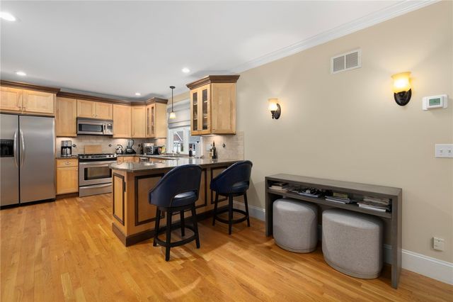 30 Vine Street, East Greenwich, RI 02818