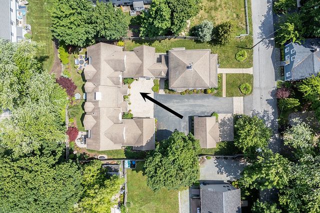 30 Vine Street, East Greenwich, RI 02818