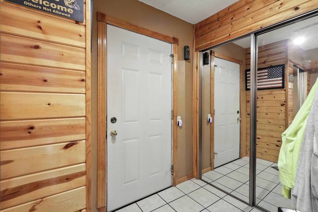 18599 317th Street, Long Grove, IA 52756