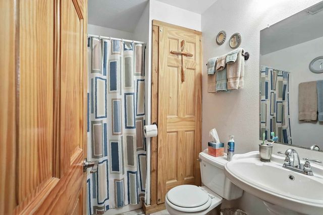 18599 317th Street, Long Grove, IA 52756