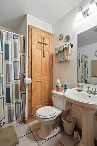 18599 317th Street, Long Grove, IA 52756