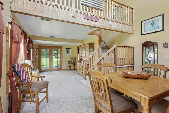 18599 317th Street, Long Grove, IA 52756