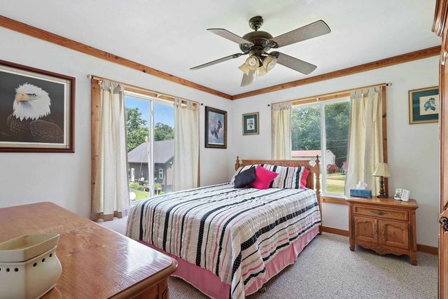 18599 317th Street, Long Grove, IA 52756