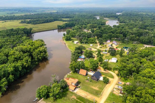 18599 317th Street, Long Grove, IA 52756