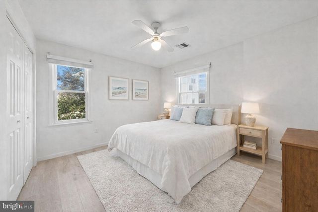 108 W 22ND ST, Ship Bottom, NJ 08008