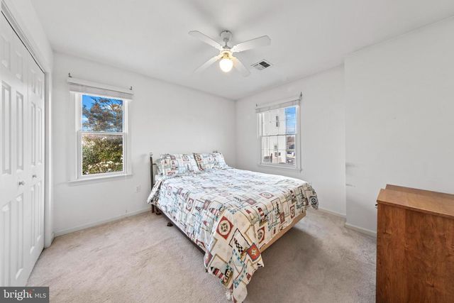 108 W 22ND ST, Ship Bottom, NJ 08008