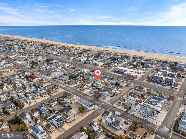 108 W 22ND ST, Ship Bottom, NJ 08008