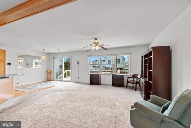 108 W 22ND ST, Ship Bottom, NJ 08008