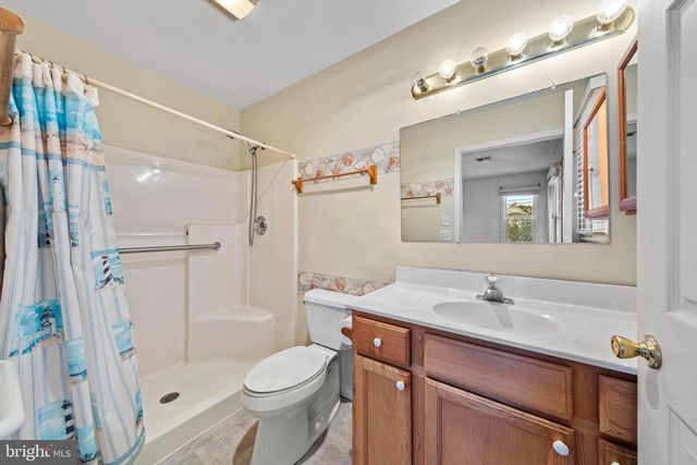 108 W 22ND ST, Ship Bottom, NJ 08008