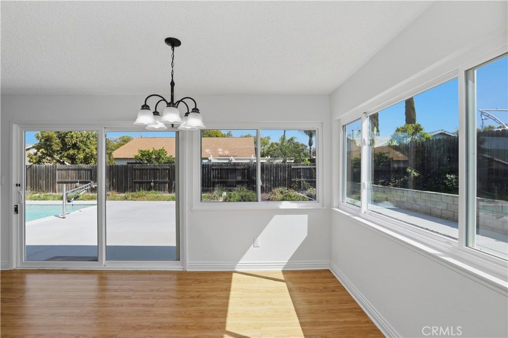 Image 11 of property listing at 2097 Santa Barbara, Corona, CA 92882