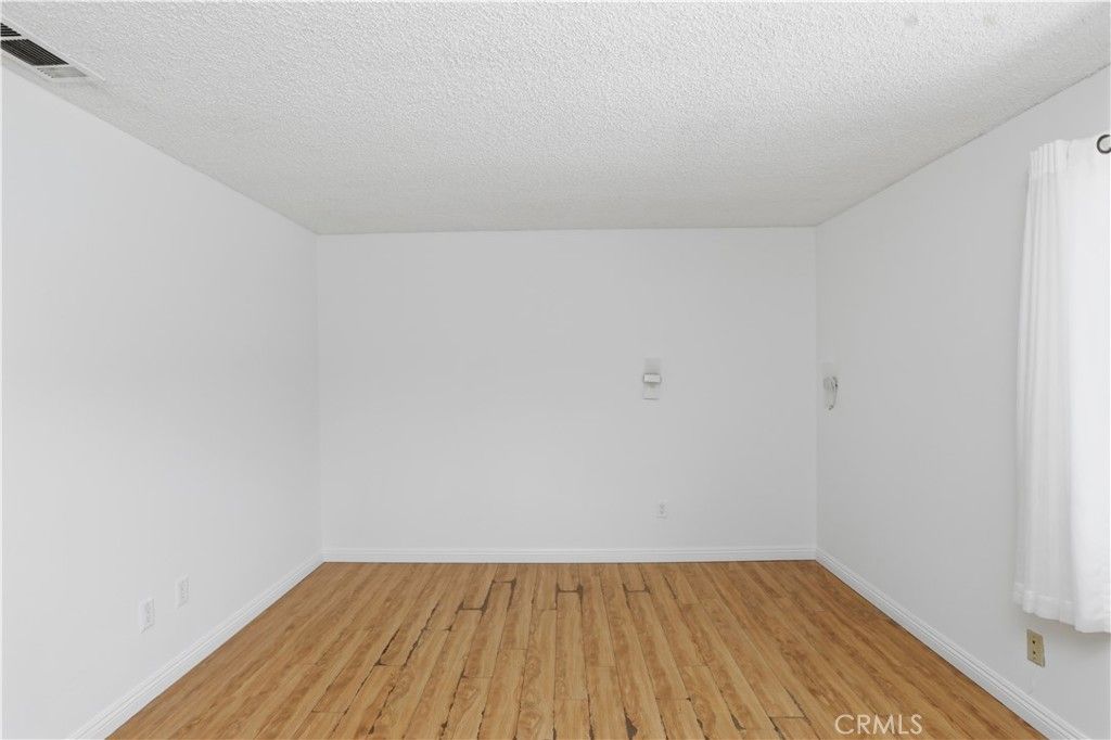 Image 22 of property listing at 2097 Santa Barbara, Corona, CA 92882