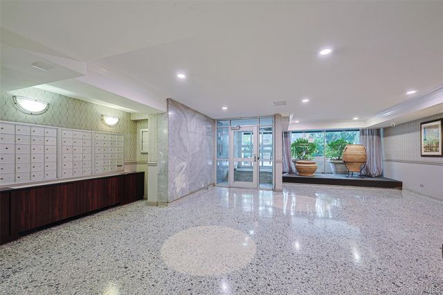18-65 211th Street 5G, Bayside, NY 11360