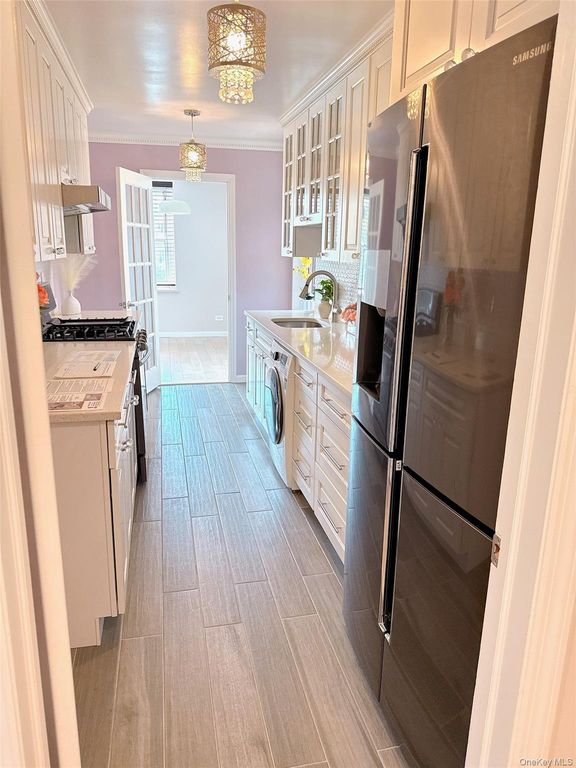 18-65 211th Street 5G, Bayside, NY 11360 — photo 5