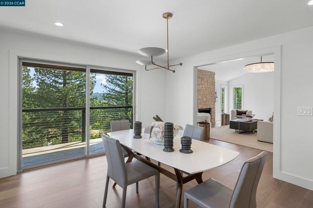 1059 Lizann Dr, Lafayette, CA 94549