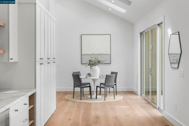 1059 Lizann Dr, Lafayette, CA 94549