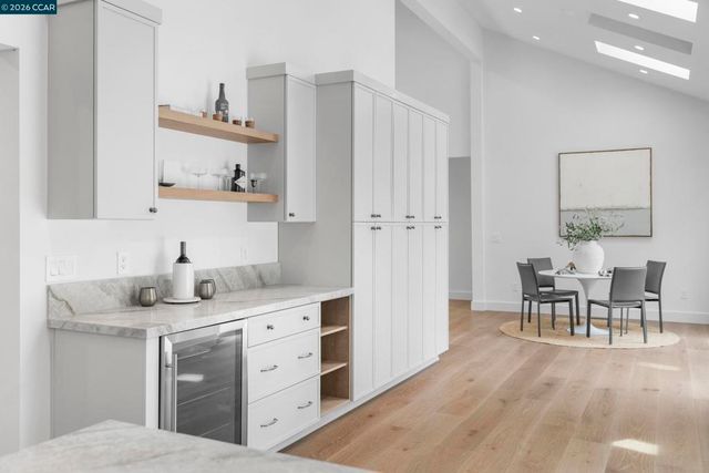 1059 Lizann Dr, Lafayette, CA 94549