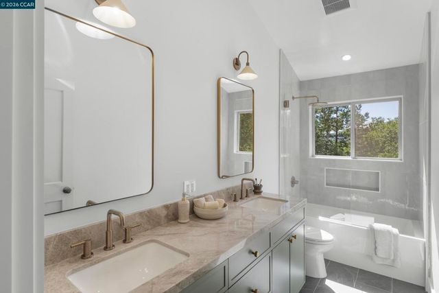 1059 Lizann Dr, Lafayette, CA 94549