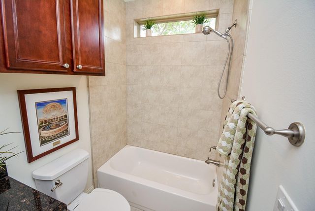 909 W 22nd Street I, Houston, TX 77008