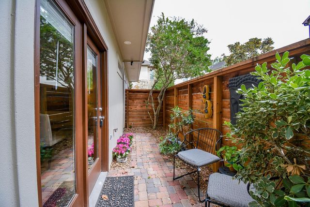 909 W 22nd Street I, Houston, TX 77008