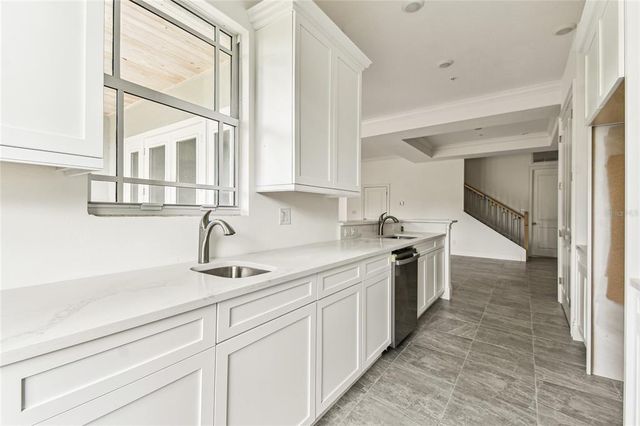 7834 HIDDEN CREEK LOOP 102, Lakewood Ranch, FL 34202