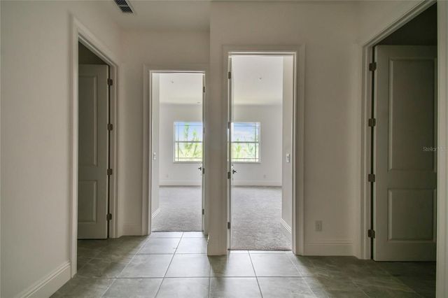 7834 HIDDEN CREEK LOOP 102, Lakewood Ranch, FL 34202