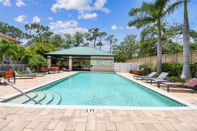 7834 HIDDEN CREEK LOOP 102, Lakewood Ranch, FL 34202