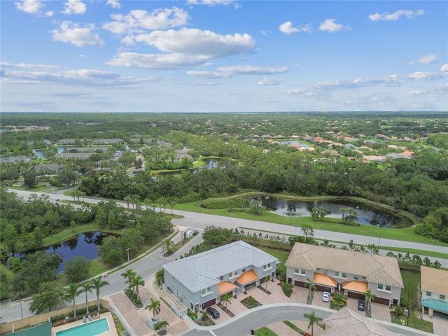 7834 HIDDEN CREEK LOOP 102, Lakewood Ranch, FL 34202