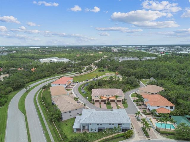 7834 HIDDEN CREEK LOOP 102, Lakewood Ranch, FL 34202