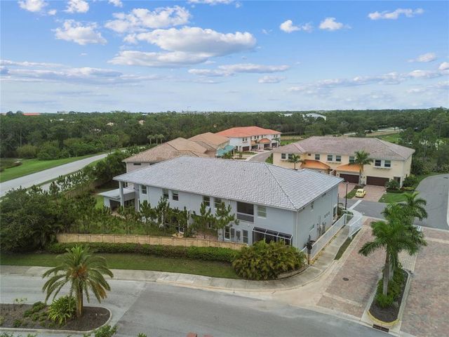 7834 HIDDEN CREEK LOOP 102, Lakewood Ranch, FL 34202