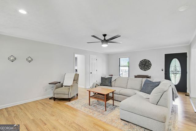 135 Bunny Lane, Fayetteville, GA 30215