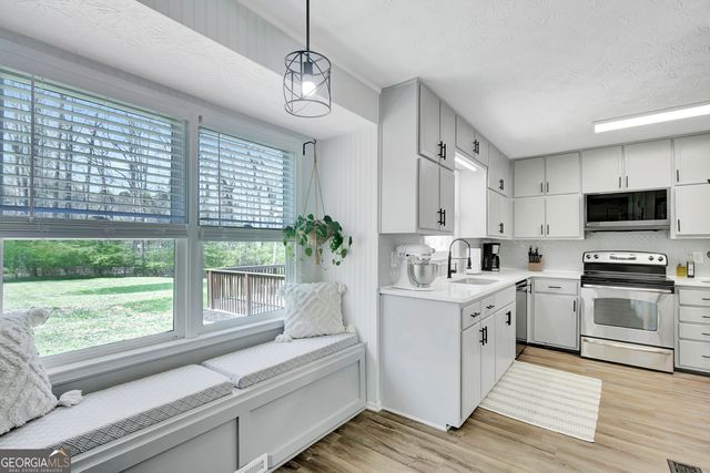 135 Bunny Lane, Fayetteville, GA 30215