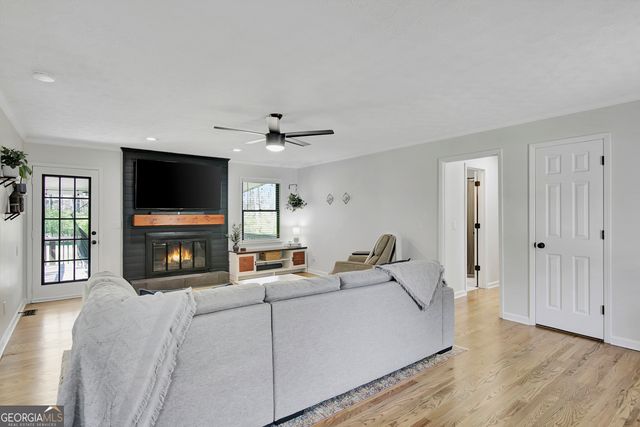 135 Bunny Lane, Fayetteville, GA 30215